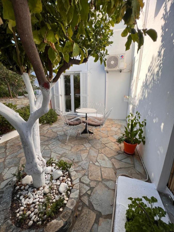 Danaides Studios Batsi  Bagian luar foto